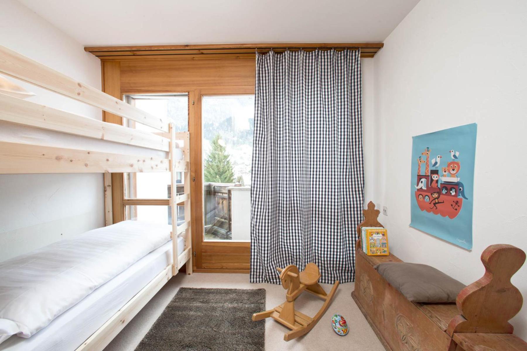 Arena Guesthouse Flims Bagian luar foto